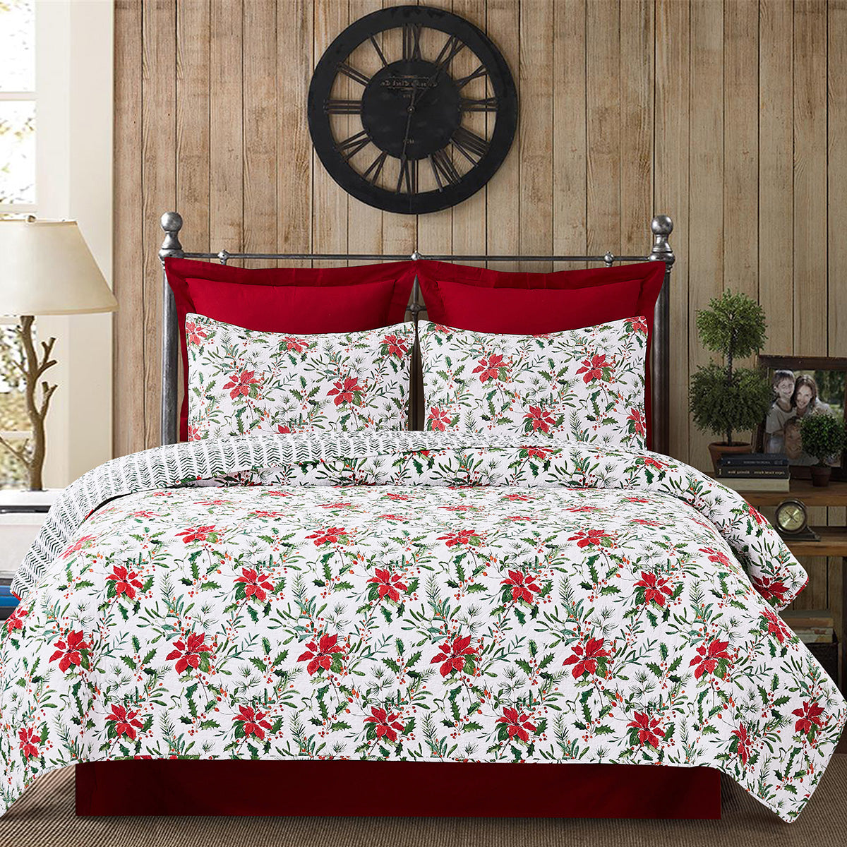 Silvia Poinsettia Quilt Set