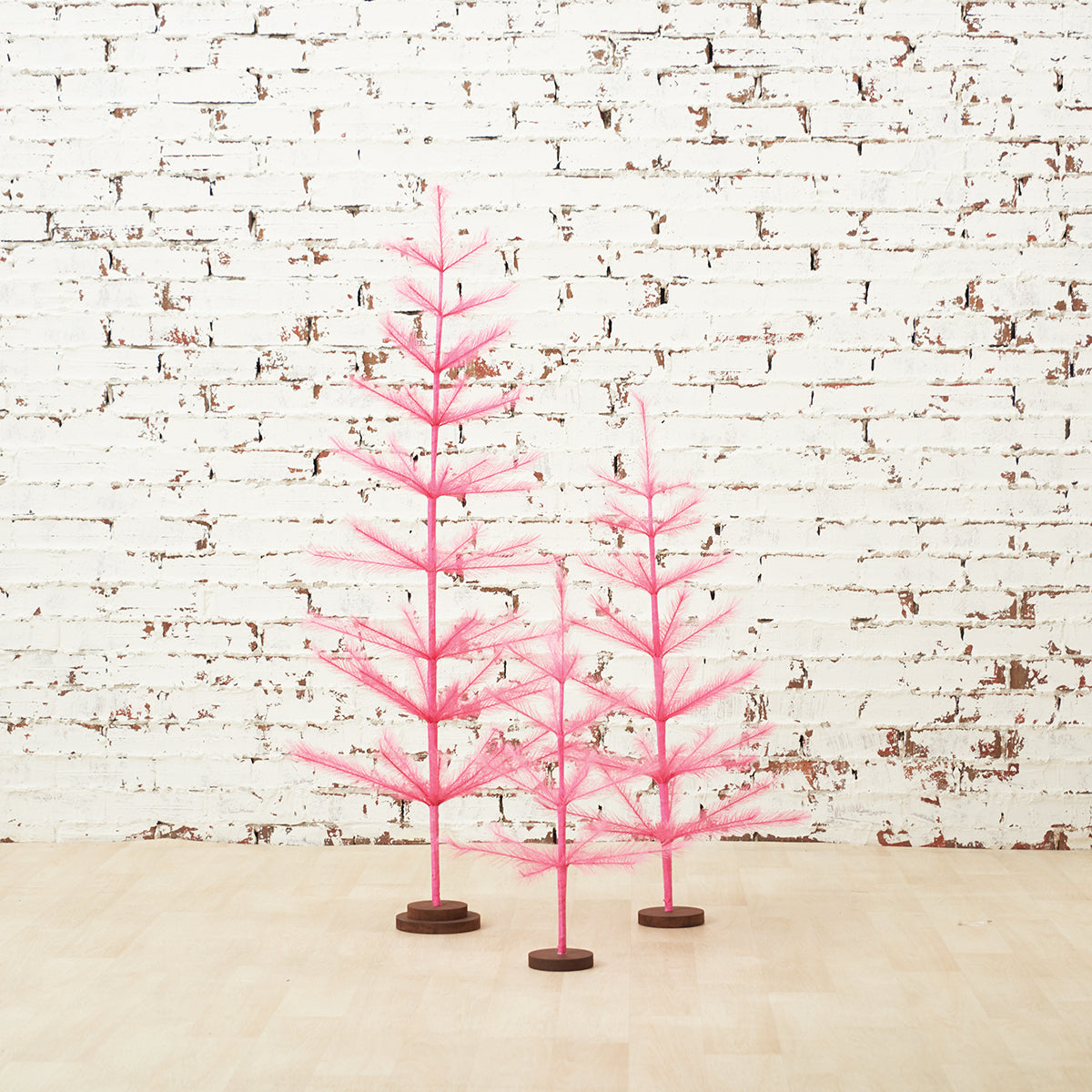 48in. bubble gum pampas tree figure