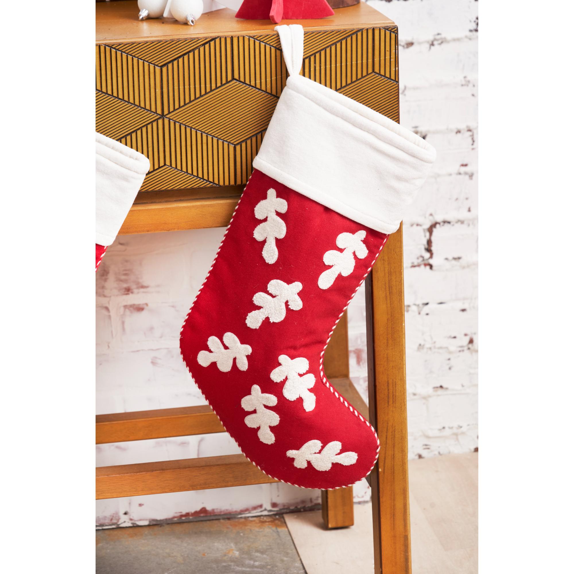 scarlett leaves stocking