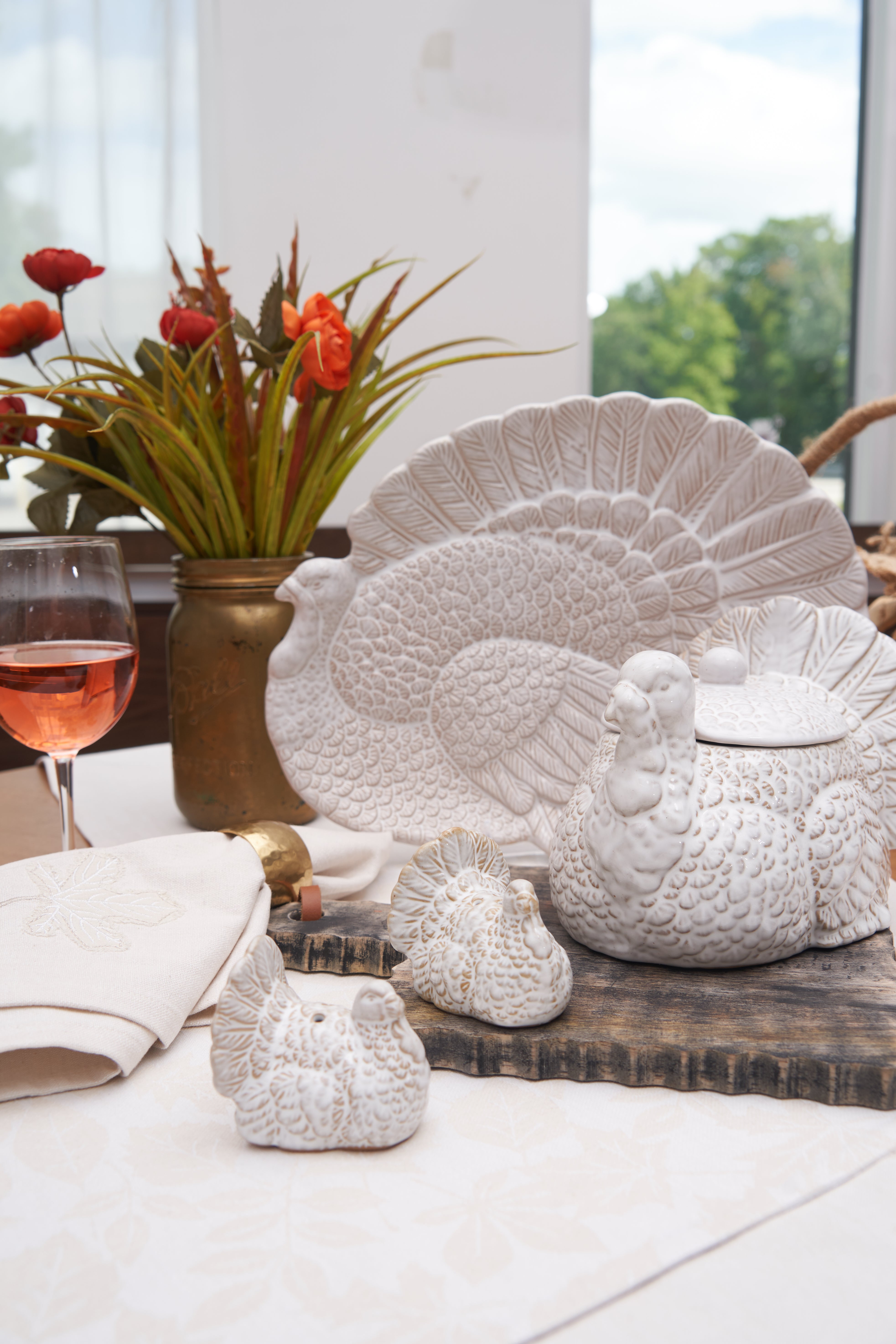 White Turkey Salt & Pepper Shaker Set