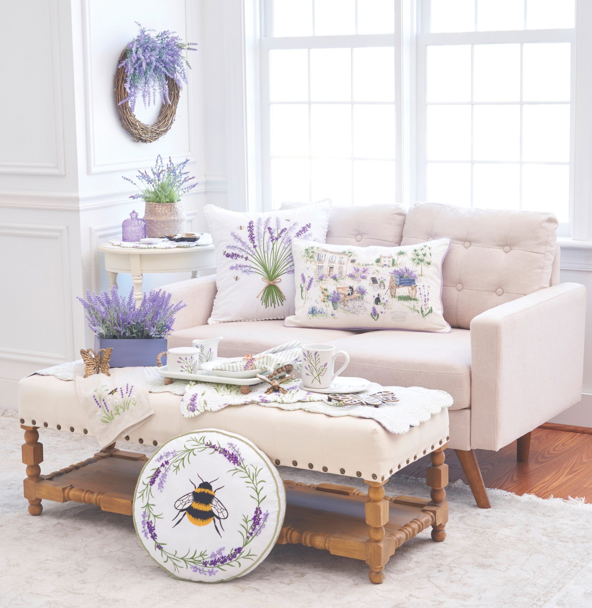 Lavender & Bee Napkin Ring, Set of 4
