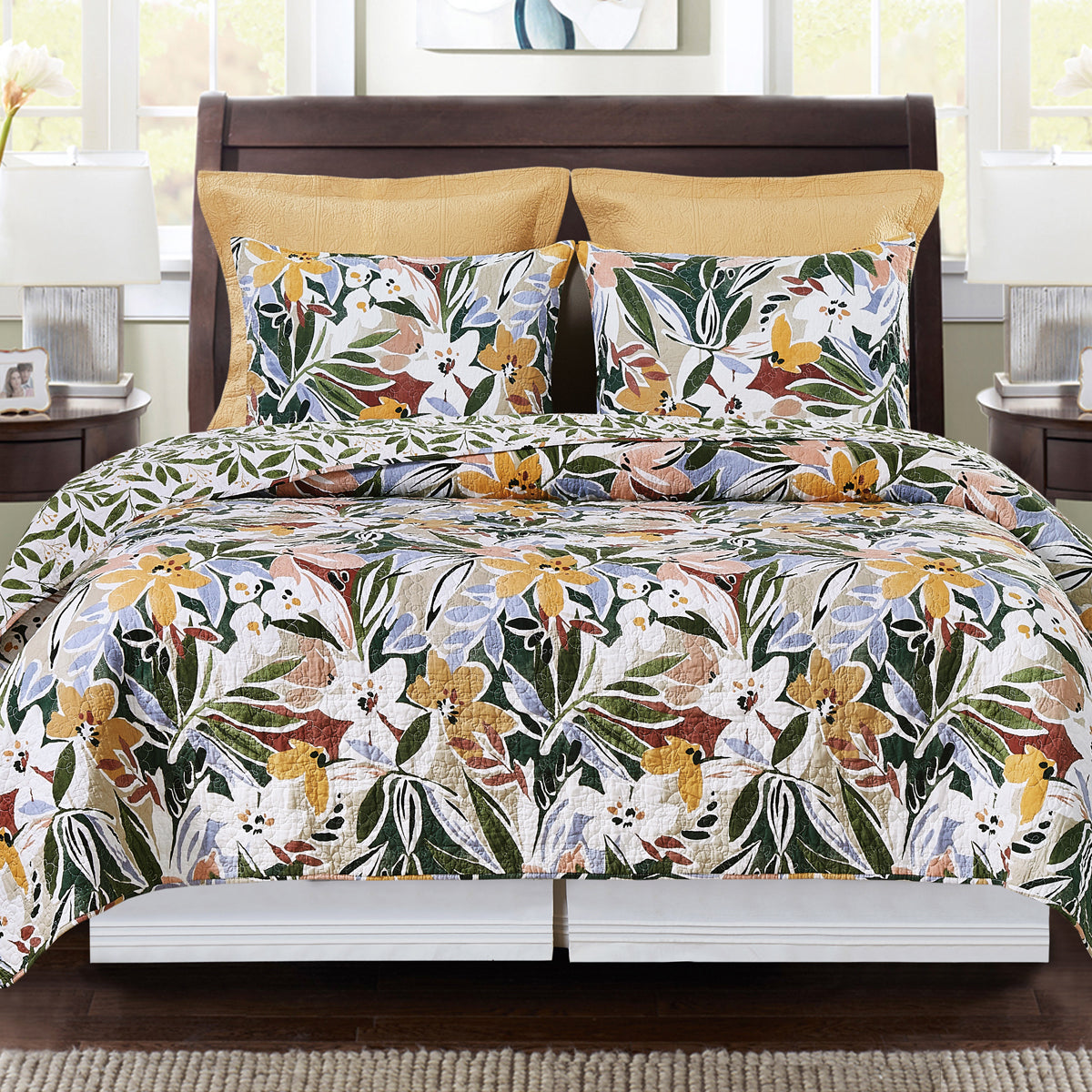 Joelle Quilt Set