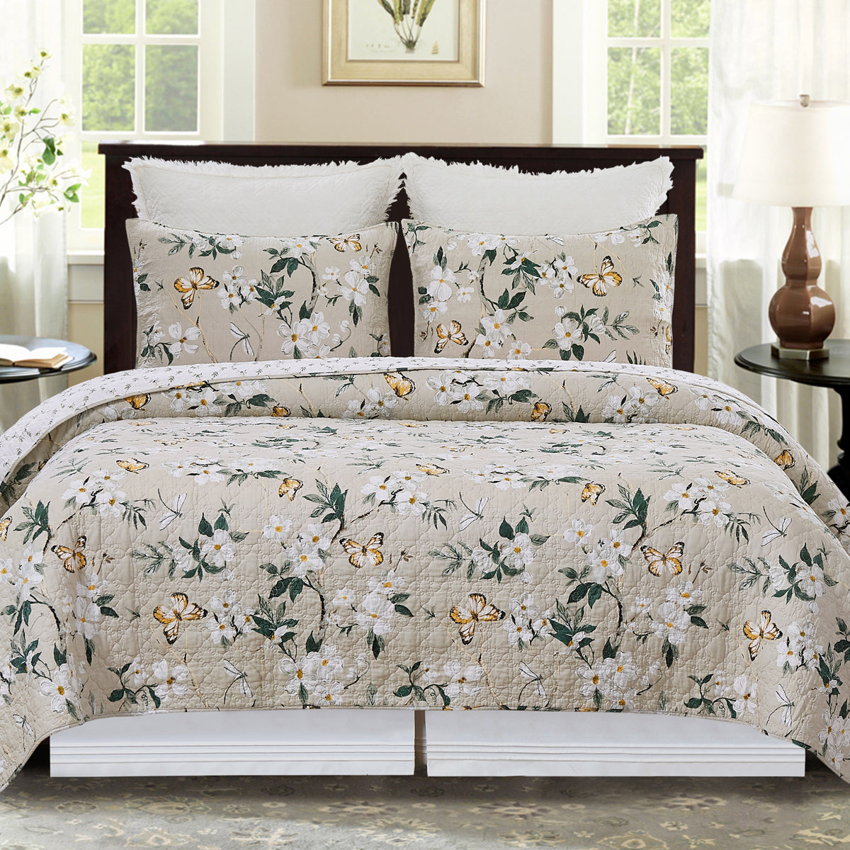 Dogwood Meadows Quilt Set
