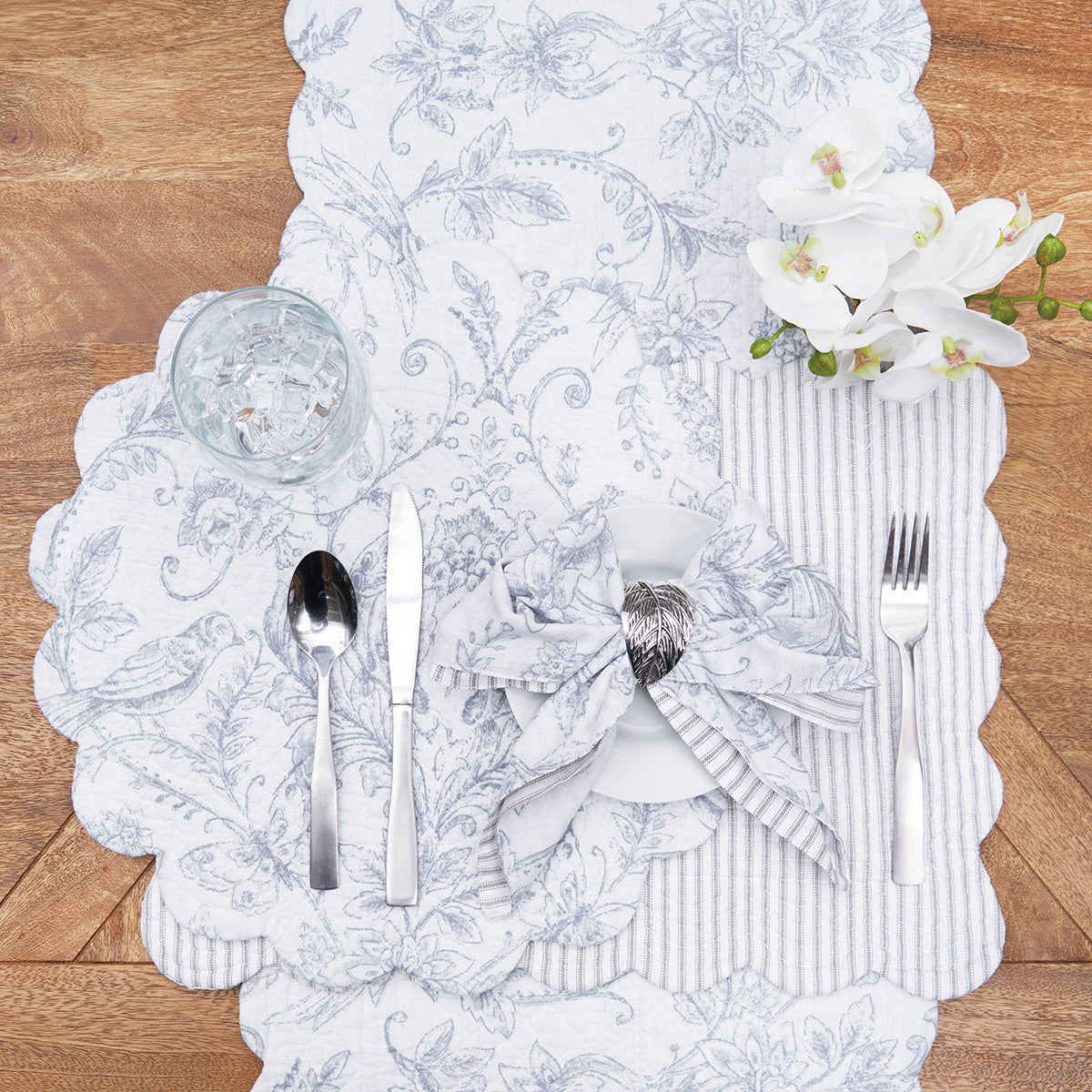Callahan Songbirds Table Linens