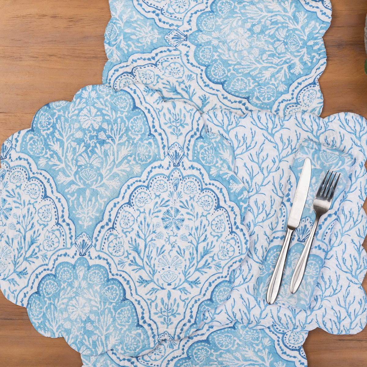Chinoiserie Coast Table Linens