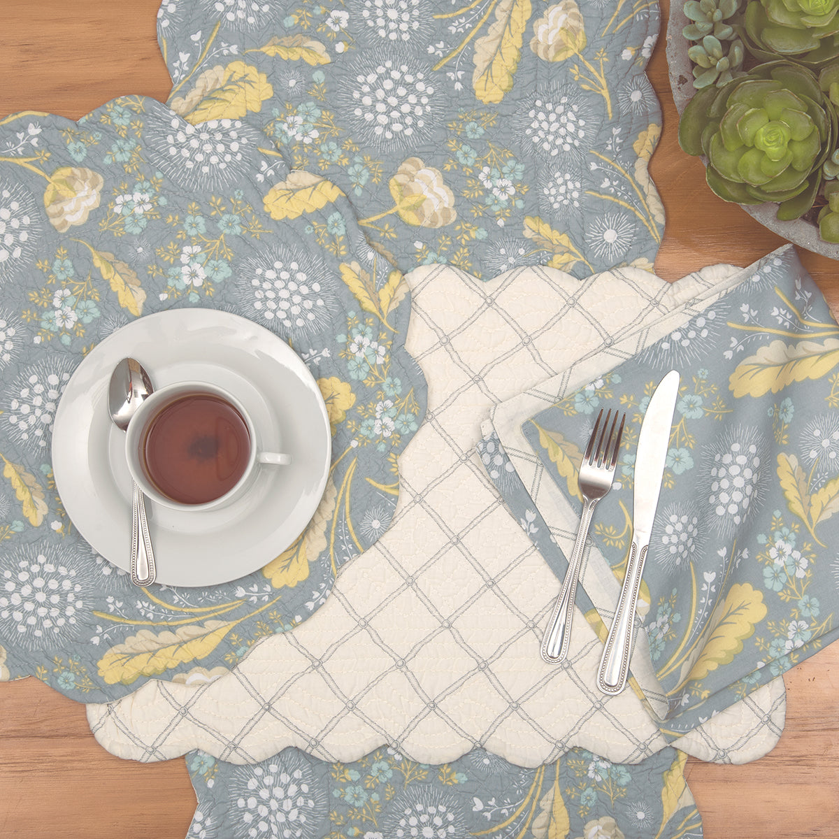 Dandelion Court Table Linens