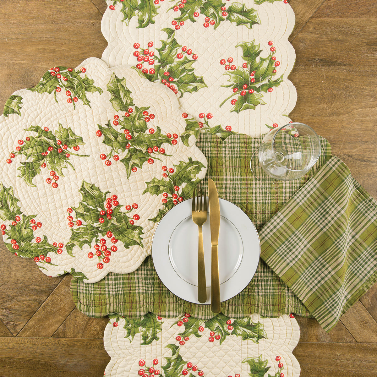 Holly Table Linens