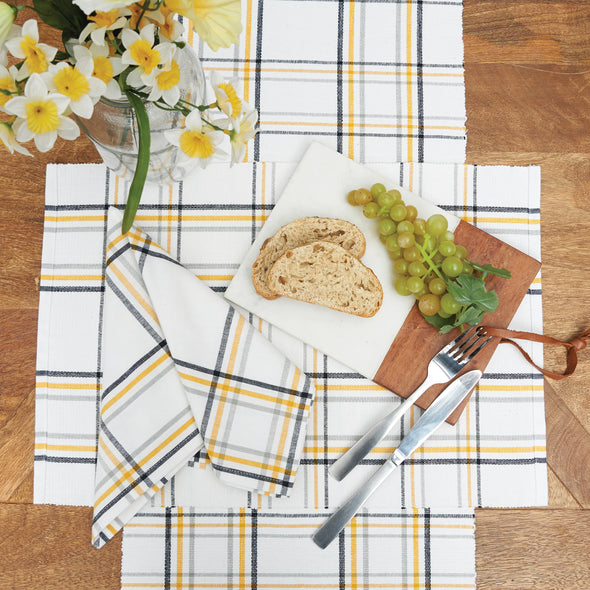 Honey Bee Plaid Tabletop