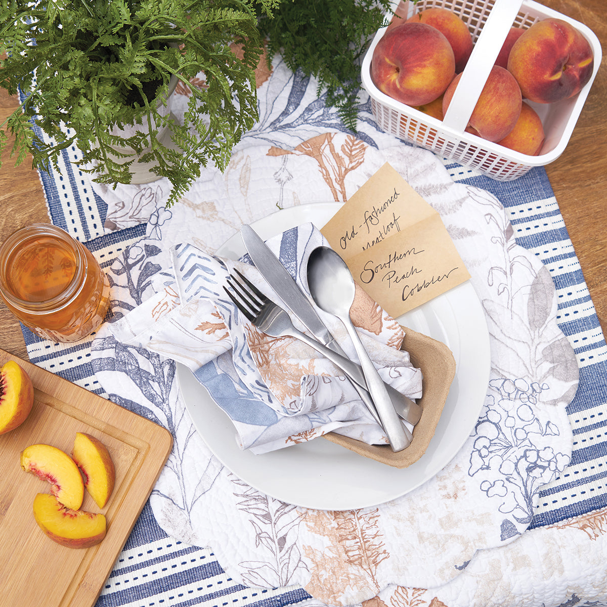 Lina Table Linens