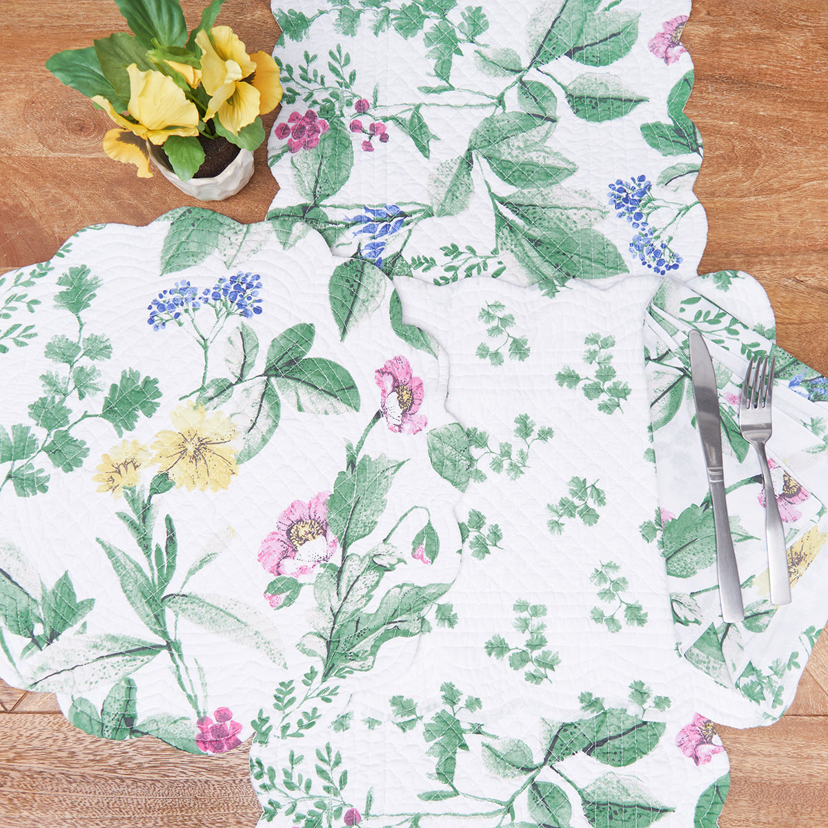Marcy Blooms Table Linens