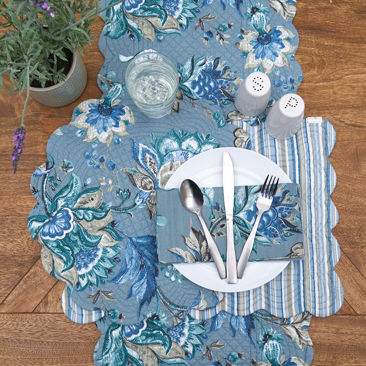 Morrison Table Linens