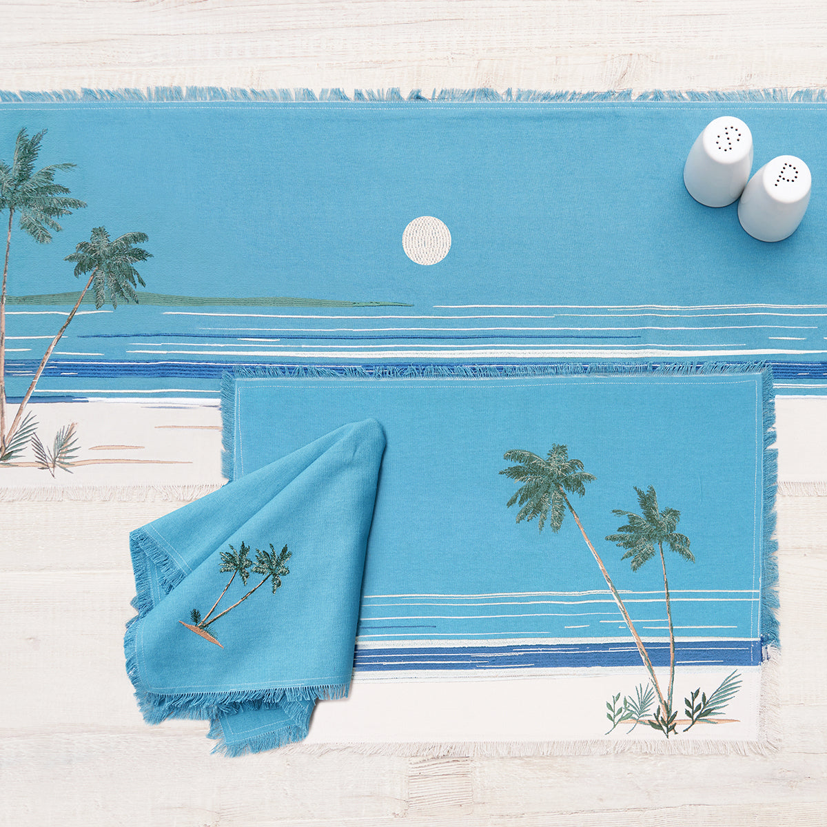 Retro Palms Table Linens