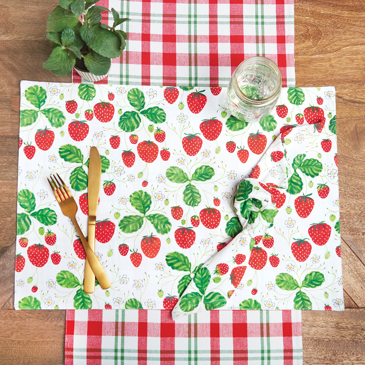 Strawberry Patch & Plaid Table Linens